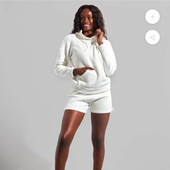 BuffBunny Loop Yarn Hoodie - Picture 4 of 15